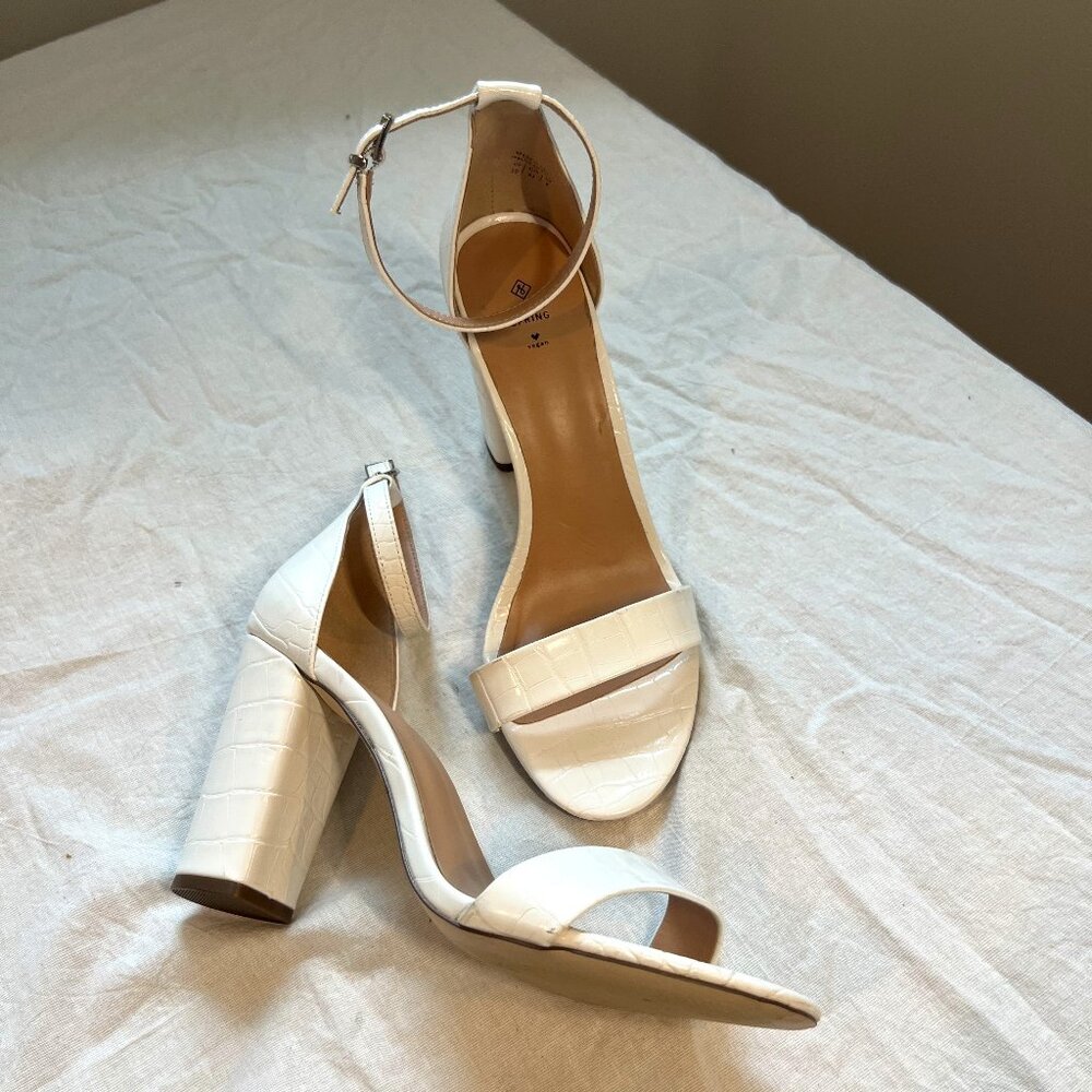 Call It Spring Aldo White Block Heel - image 1
